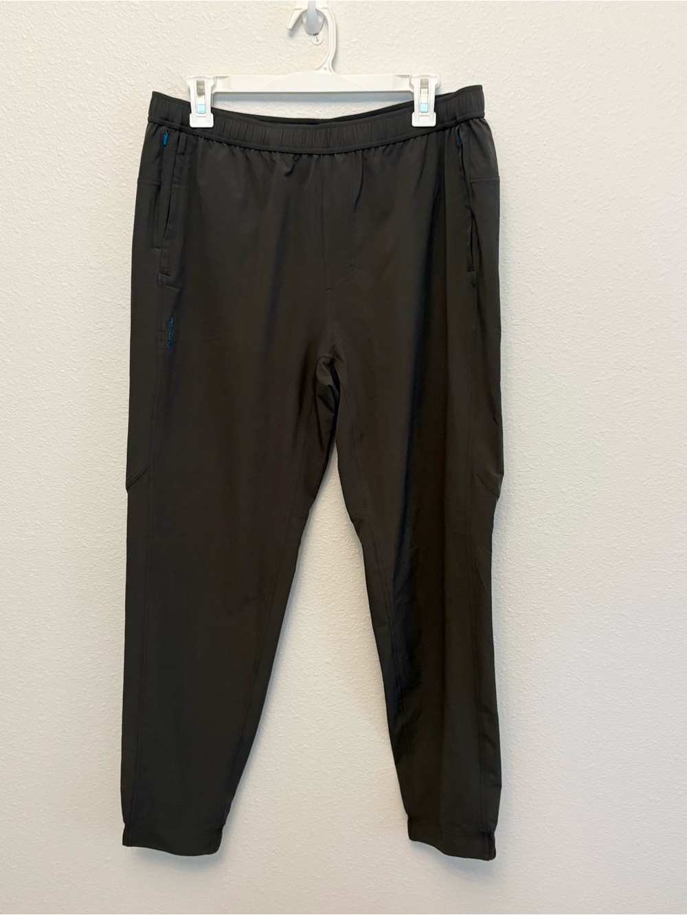 Janji Transit Tech Pant Men’s Gray Tapered Stretch Joggers Running Athletic Sz L